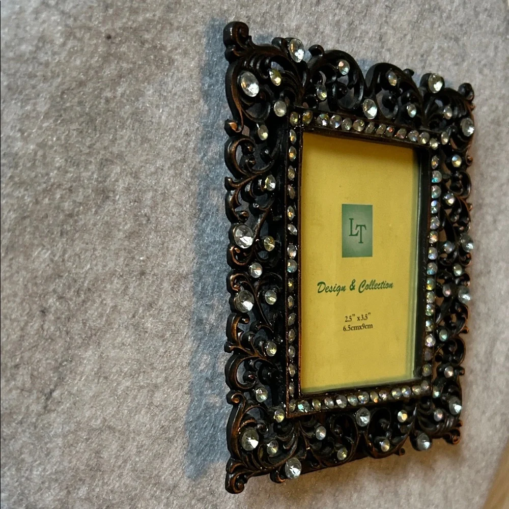 Design & Collection ornate bejeweled